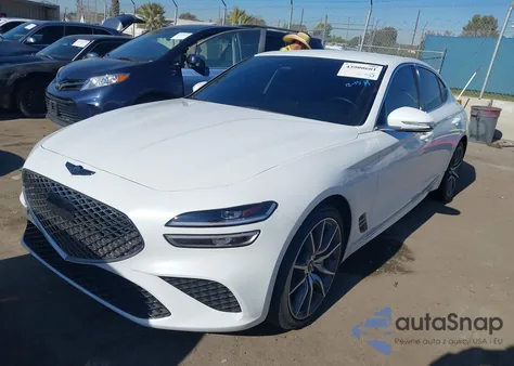 2022 Genesis G70 3.3T Awd z USA, uszkodzony, nr VIN KMTG54TE7NU088173